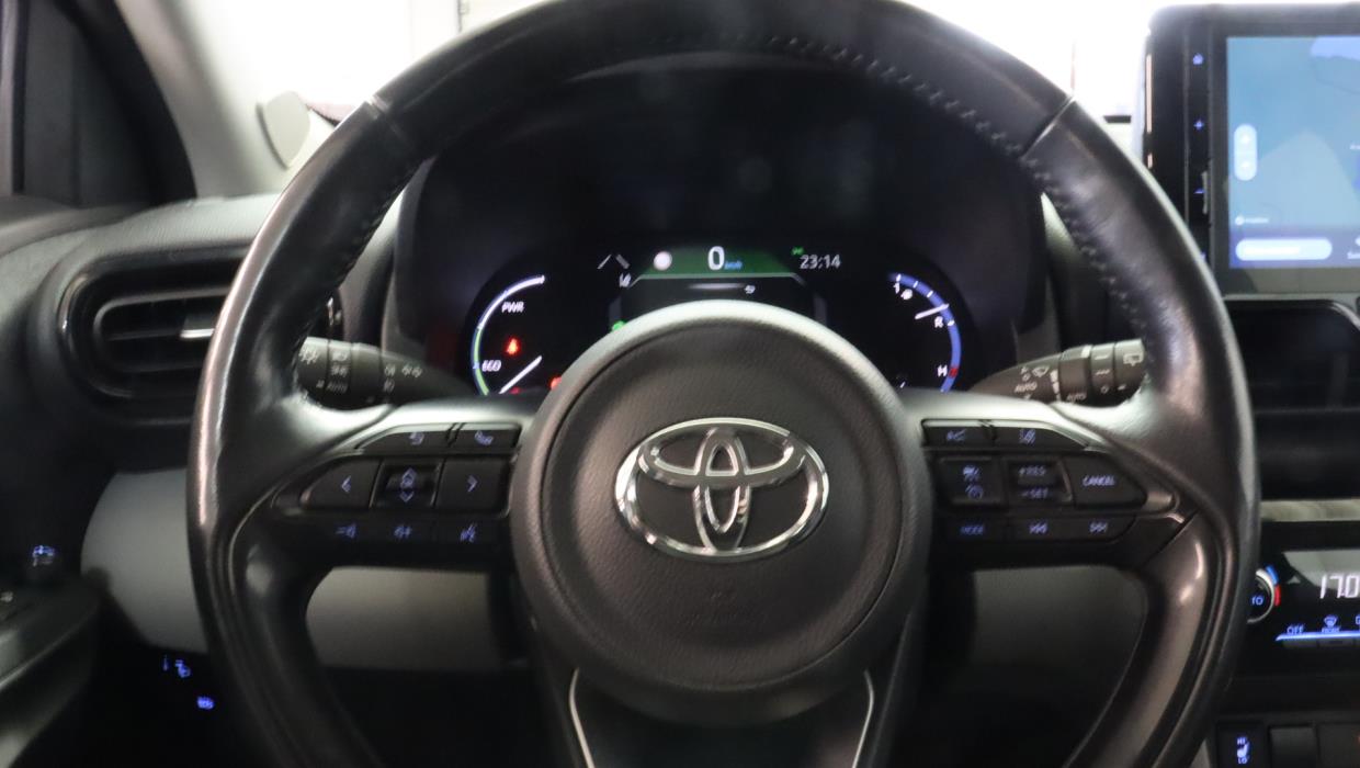 TOYOTA Yaris Cross 2022
