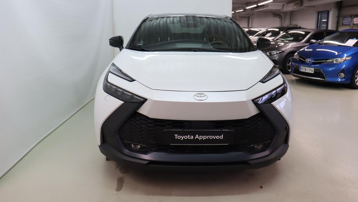 TOYOTA C-HR 2024