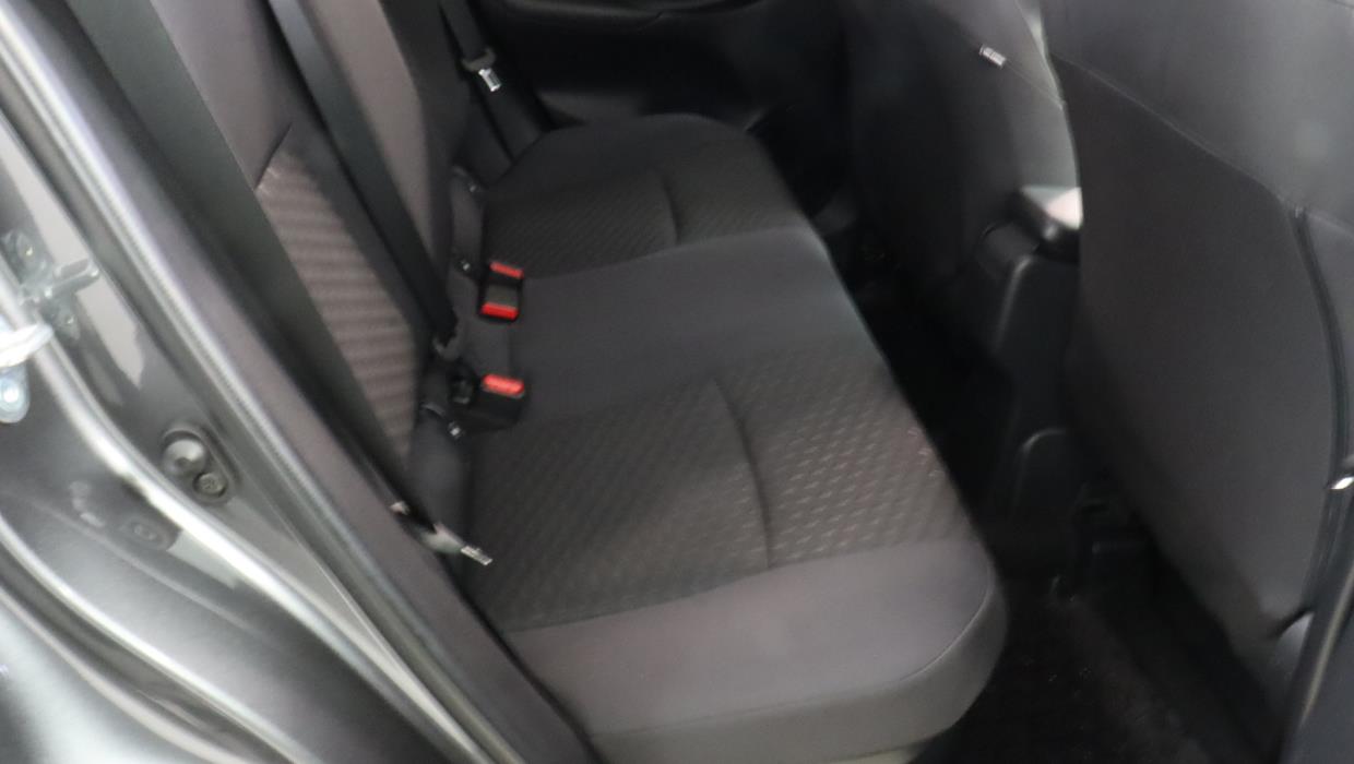 TOYOTA Yaris Cross 2025