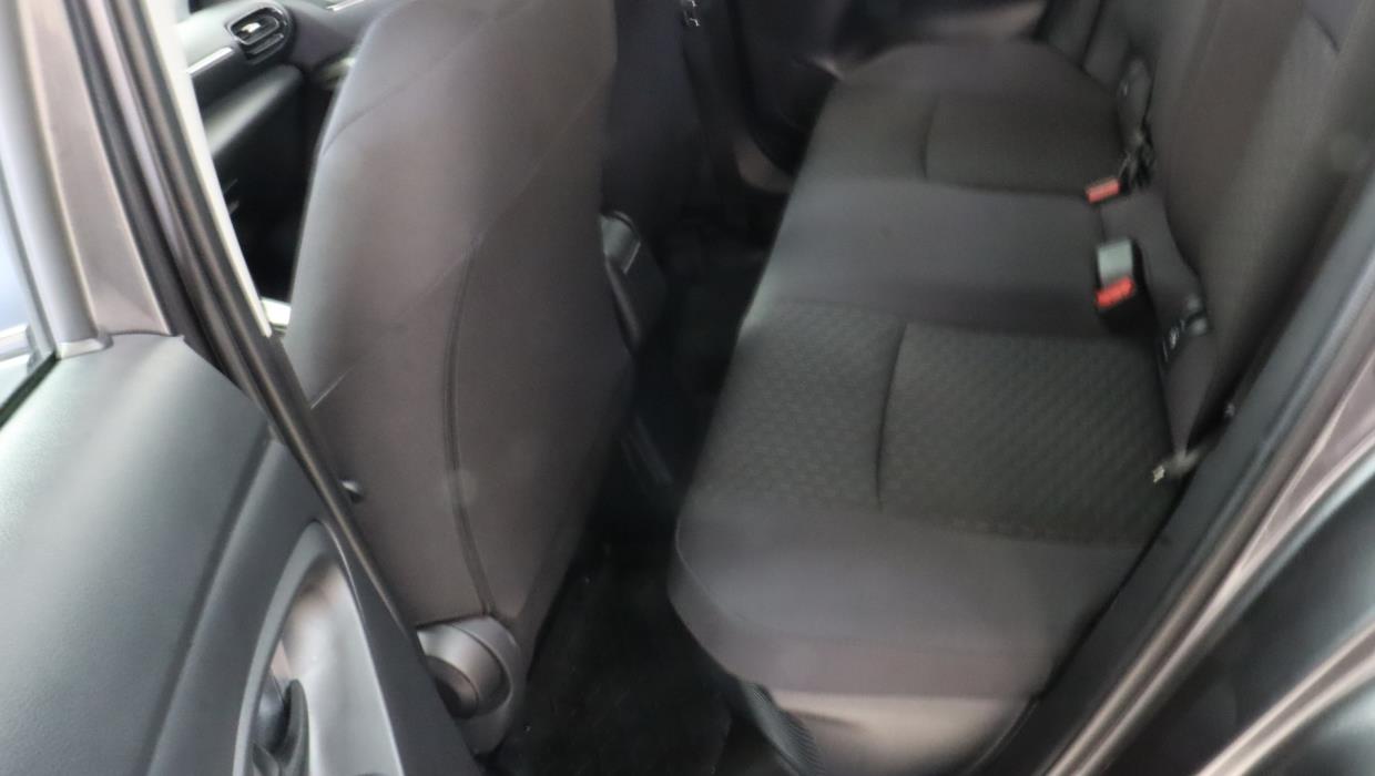TOYOTA Yaris Cross 2025