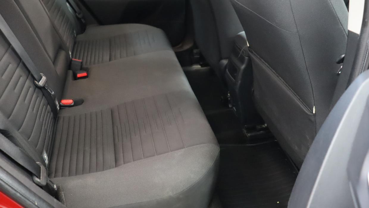 TOYOTA AURIS 2015