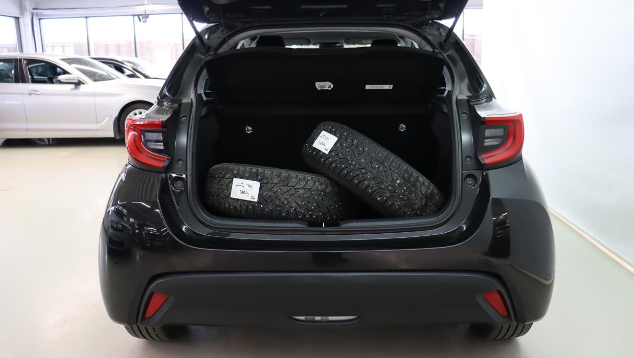 TOYOTA Yaris 2020