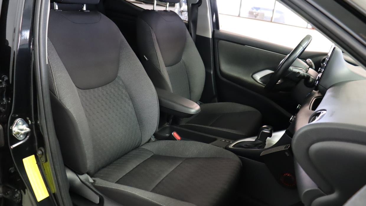 TOYOTA Yaris 2020
