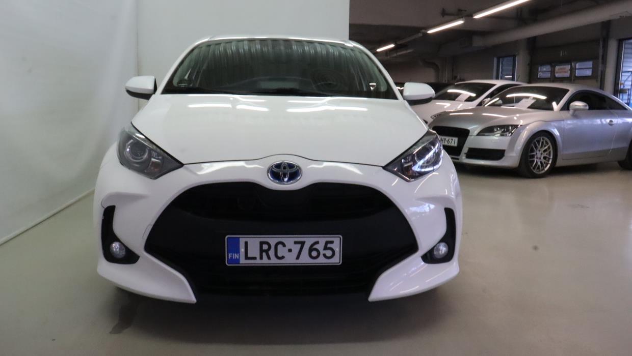 TOYOTA Yaris 2022
