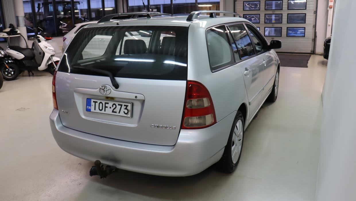 TOYOTA Corolla 2003